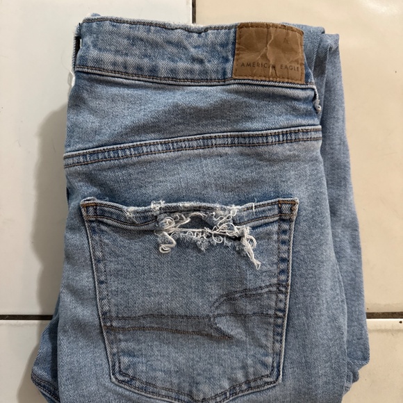 Women’s American Eagle Strigid Jeans size 6 - Picture 3 of 3